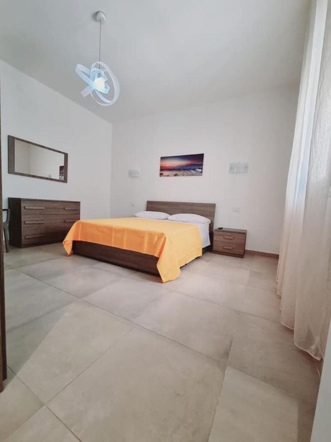 Villa Zizzari A Due Passi Dal Mare Torre Lapillo Buitenkant foto
