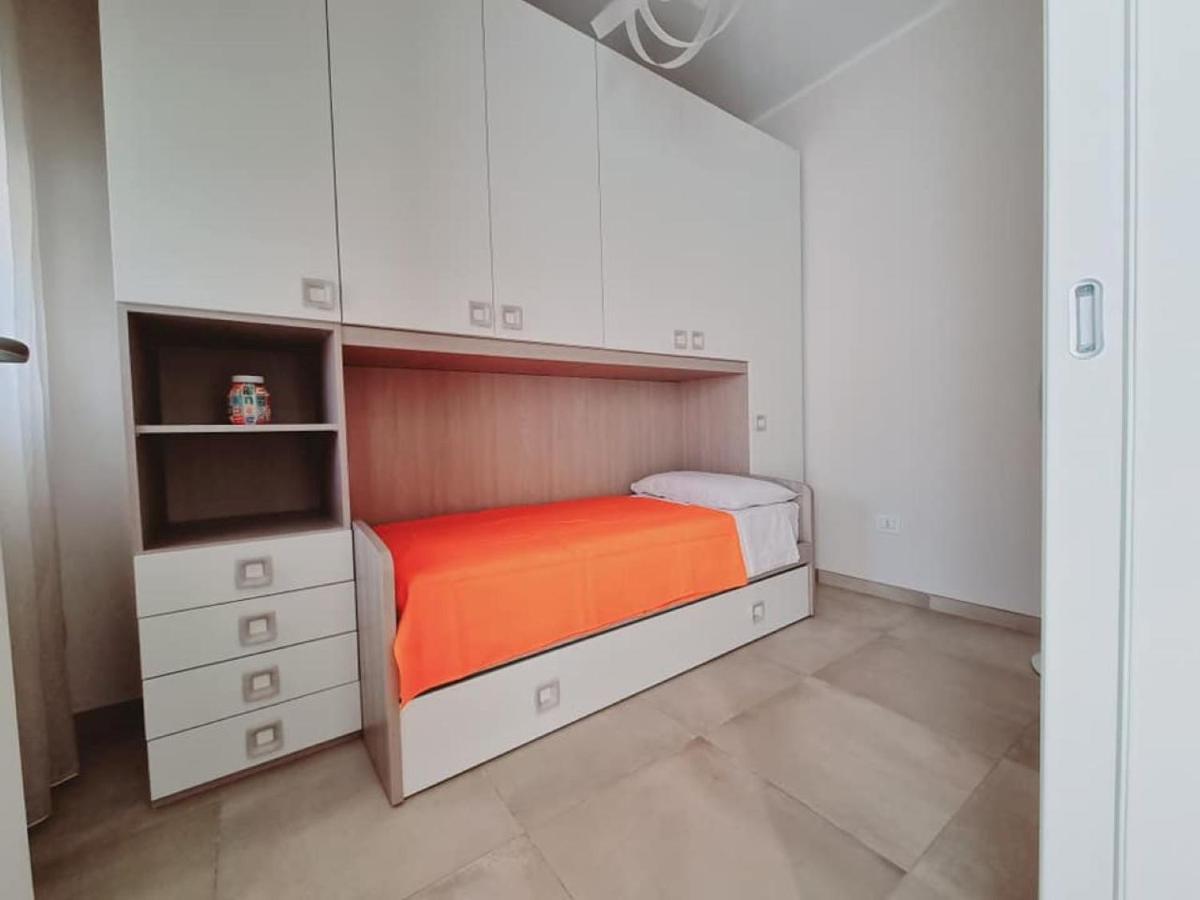 Villa Zizzari A Due Passi Dal Mare Torre Lapillo Buitenkant foto